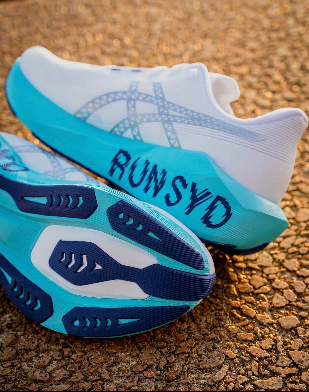 ASICS Novablast 6  TCS Sydney Marathon Edition