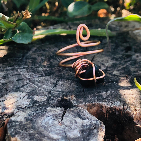 Obsidian & Copper Coil Ring - by alignedwire